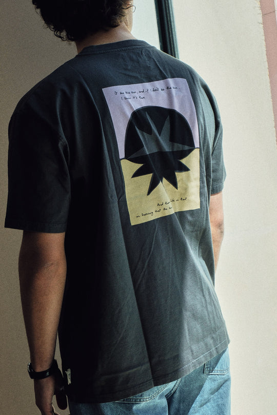 Still there Tee - Charcoal