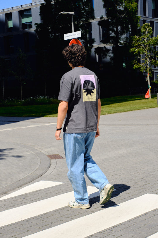 Still there Tee - Charcoal